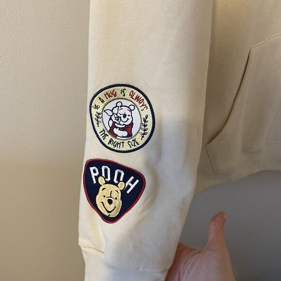 Disney Winnie The Pooh Patch Authentic Hoodie Almond Color Sz XL Viral - Picture 3 of 6